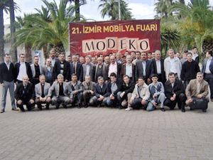 Mobilyacılar fuarları yakından takip ediyor