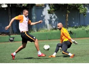 Galatasaray'da Yeni Sezon Hazırlıkları Sürüyor