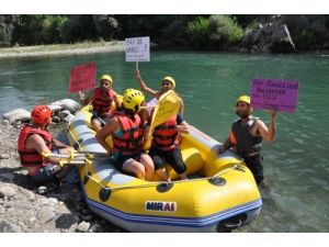 Tunceli'de Engelliler Rafting Yaptı