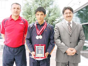 Atletizm’e Selçuklu Aymaz damga vurdu