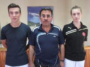 Konya'nın gururu milli sporcular Beyşehir'e döndü