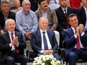 Kılıçdaroğlu Hacıbektaş'a Sarıgül'le katıldı