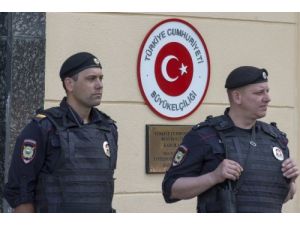 Türkiye'nin Moskova Büyükelçiliği'ne Silahlı Saldırı