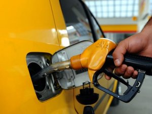 Vergiler olmasa benzin kaç lira olurdu?