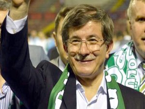 Konyaspor'dan Davutoğlu'na kutlama