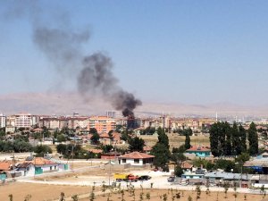 İnşaat halindeki binada yangın