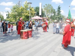 Mehteran Takımı büyük ilgi görüyor