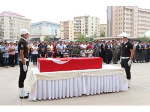 Diyarbakır'da Şehit Olan Polis Memuru Bal, Memleketine Uğurlandı