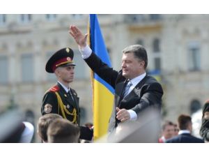 Poroşenko: Rus Askeri Ukrayna’ya Girdi
