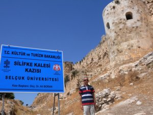 Tarihi Silifke Kalesi gün yüzüne çıkıyor