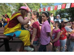 'Haydi Çocuklar Sokağa' Projesi Sürüyor