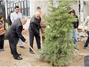 Kur'an Kursu'ndan ağaçlandırma seferberliği