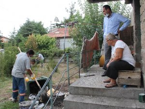 Konya'da çöp ev boşaltıldı