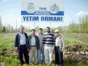 Her yetim için bir fidan dikilecek