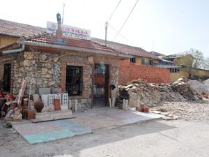 Binaların dekorasyonu kayrak taşından
