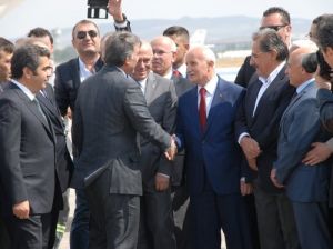 Abdullah Gül'e Memleketinde 'Güllü' Karşılama İzdihamı