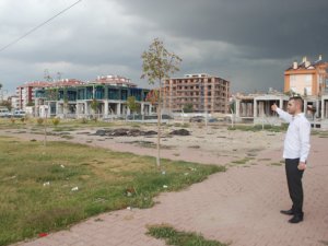 Parkın yerinde konut yükseliyor