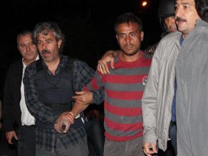 Pompalı tüfekle polisin üstüne yürüdü