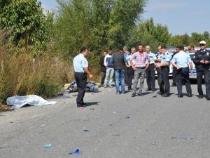 Otomobil motosiklete çarptı 1 ölü