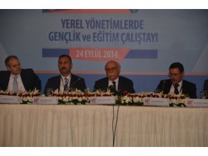 Avcı Başörtüsü İçin: Magazine Varan Eleştirilerin Yersiz Olduğu Görülecek