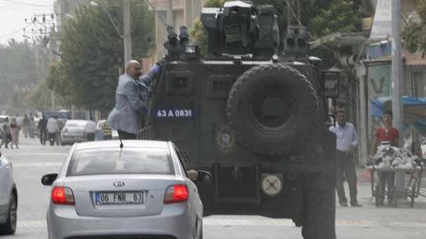 CHP'li vekil polis aracıyla böyle gitti!