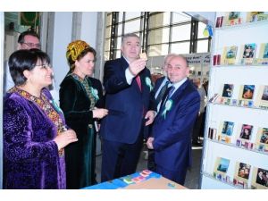 Türkmenistan Kitap Fuarı 9. Kez Kapılarını Açtı