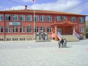 2 yılda 7 öğretmen değiştirdi