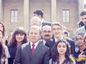 Kompozisyon birincisi ödülünü TBMM’de aldı