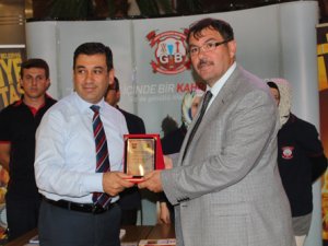 Resim yarışmasında dereceye girenler sergilendi