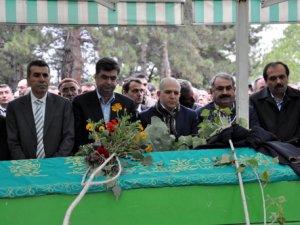 Bakan Yardımcısı Erdem’in acı günü