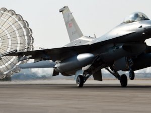 Türkiye'den flaş prova! F-16'lar İsveç'te