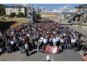 Tunceli'de Protesto Yürüyüşü