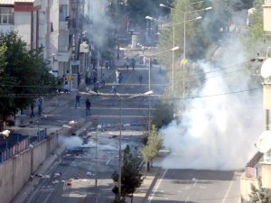 Diyarbakır'da eylemler yeniden başladı