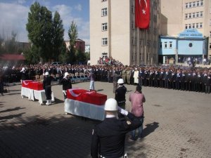 Şehit polisler için Bingöl'de cenaze töreni düzenlendi