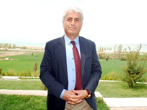 Öğretmen, 4 bin kişiye iş kapısı açtı