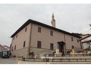 8 Asırlık Ahi Elvan Camii’nde Restorasyon Başlıyor