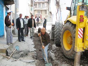 Doğanbey'de içme suyu şebekesi yenileniyor