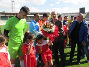 Başlama düdüğü Atatürk Stadında çaldı