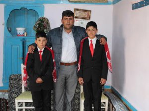 Bilal Yaşar ve Sefa sünnet oldu