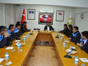 Başkan Mehmet Tutal futbolcularla bir araya geldi
