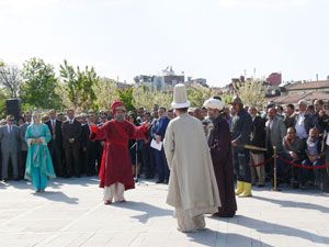 Mevlana’nın Konya’ya gelişi canlandırıldı