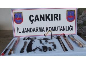 Jandarma Ekipleri Kaçakçılara Geçit Vermedi