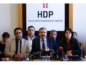 Hdp'li Önder'den Davutoğlu'na: Kimse Bize Diz Çöktürme Hevesine Kapılmasın