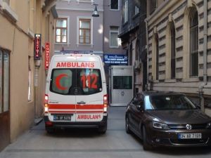 Polis Merkezinde Bıçaklı Kavga