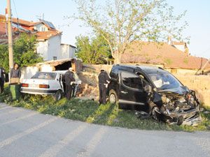 Çumra'da trafik kazası: 2 yaralı