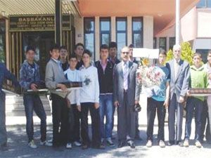 Yaşlıların hayır dualarını aldılar
