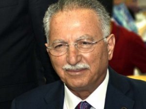 Ekmeleddin İhsanoğlu ortaya çıktı