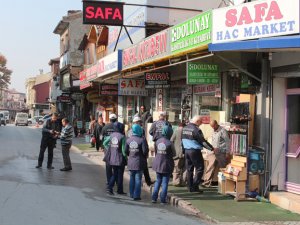 Zabıta Türbe Önü esnafını bilgilendirdi