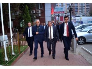 Gıda Zehirlenmesi Şüphesiyle Hastaneye Kaldırılan Türk-iş Başkanı Taburcu Edildi