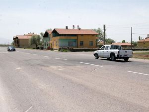 2 kişi öldükten sonra yola çizgi çektiler